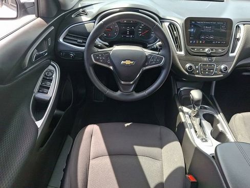 Used 2024 Chevrolet Malibu LT w/ Sport Edition FWD image 11