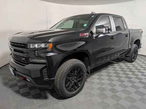 Used 2022 Chevrolet Silverado 1500 LT Trail Boss w/ Safety Package AWD/4WD image 4