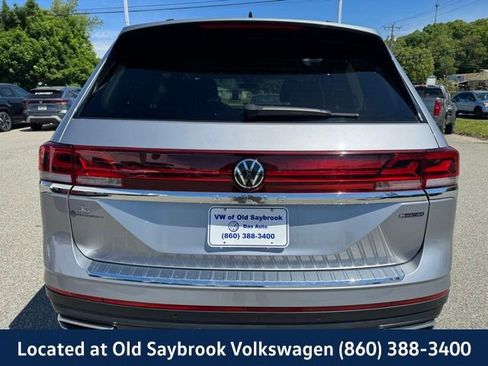 Used 2024 Volkswagen Atlas SE AWD/4WD image 6