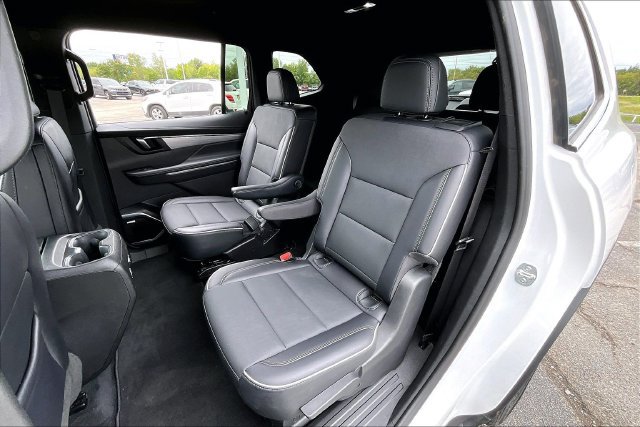 Used 2026 Buick Enclave Preferred FWD image 22