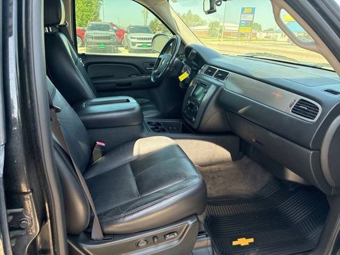 Used 2009 Chevrolet Tahoe LT AWD/4WD image 23
