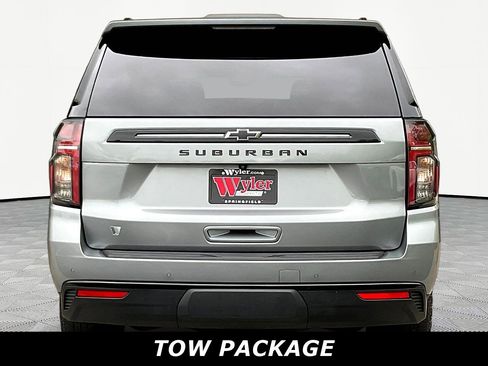 Used 2023 Chevrolet Suburban Z71 w/ Z71 Off-Road Package AWD/4WD image 5