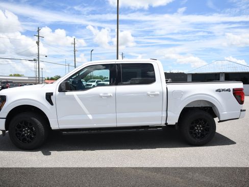 New 2026 Ford F150 XLT w/ XLT Black Appearance Package AWD/4WD image 6
