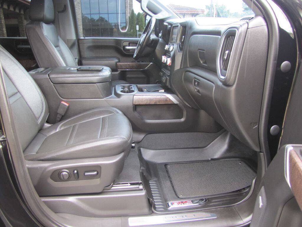 Used 2021 GMC Sierra 2500 Denali w/ Denali Ultimate Package AWD/4WD image 12