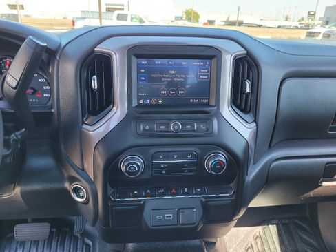 Used 2025 Chevrolet Silverado 1500 W/T RWD image 17