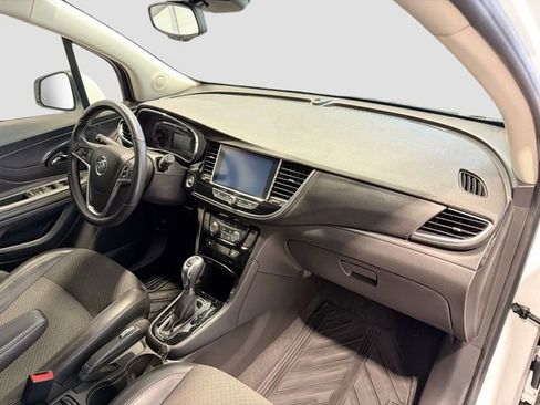 Certified 2019 Buick Encore Preferred image 26