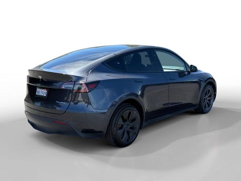 Used 2025 Tesla Model Y Long Range AWD/4WD image 5
