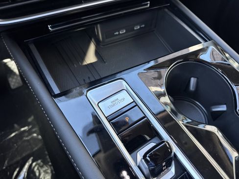 New 2026 Volkswagen Atlas SE image 22