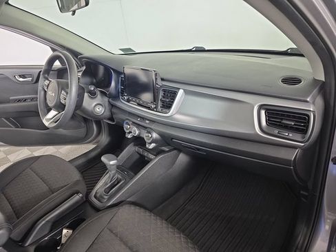 Used 2022 Kia Rio S FWD image 17