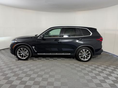 Used 2025 BMW X5 xDrive40i AWD/4WD image 2