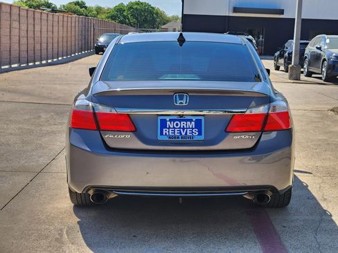 Used 2014 Honda Accord Sport image 6
