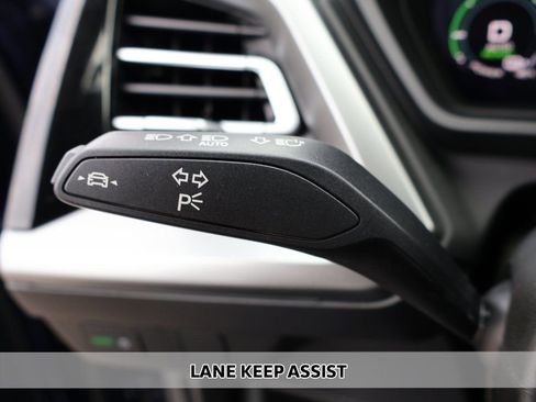 Used 2023 Audi Q4 e-tron Premium Plus w/ Premium Plus image 6