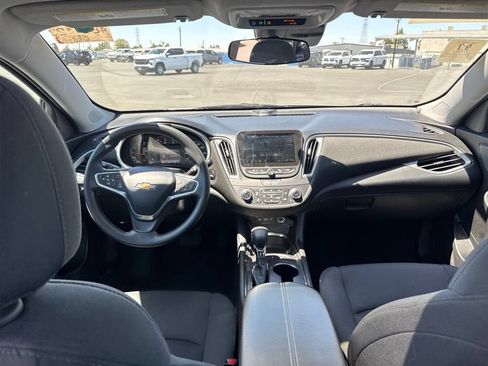 Used 2023 Chevrolet Malibu LT FWD image 13