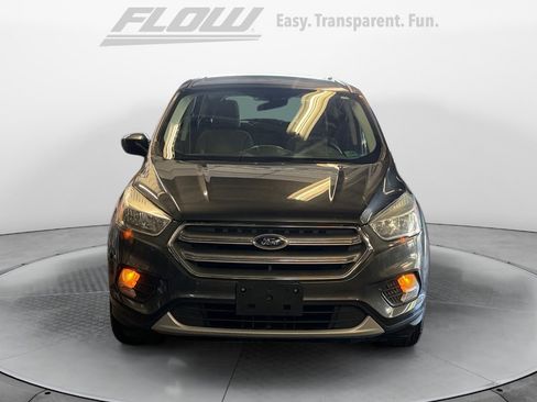 Used 2017 Ford Escape SE AWD/4WD image 3