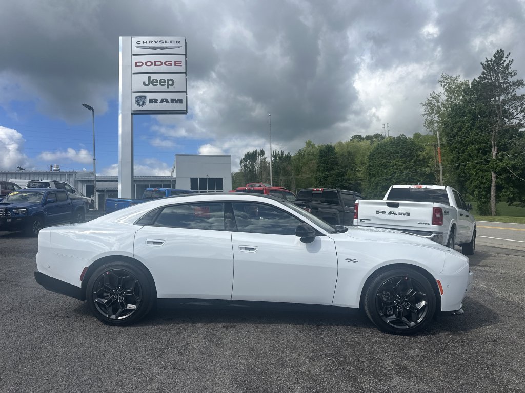 New 2026 Dodge Charger R/T AWD/4WD image 3