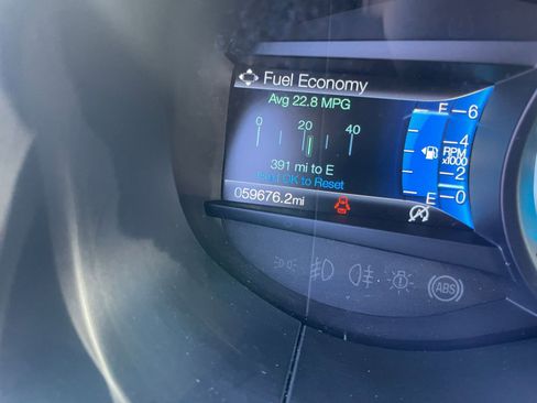 Used 2023 Ford Edge SEL image 41