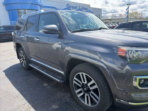 Used 2022 Toyota 4Runner Limited AWD/4WD image 4