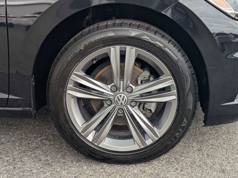 Used 2019 Volkswagen Jetta R-Line FWD image 11