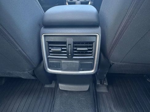 Used 2021 Subaru Forester Premium image 26