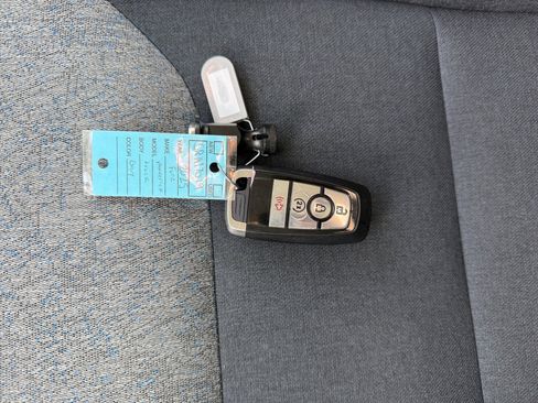 Used 2025 Ford Maverick XLT w/ XLT Luxury Package image 29