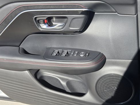 Certified 2025 Acura ADX A-Spec image 30