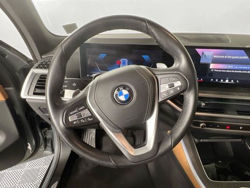 Used 2024 BMW X5 xDrive40i AWD/4WD image 11