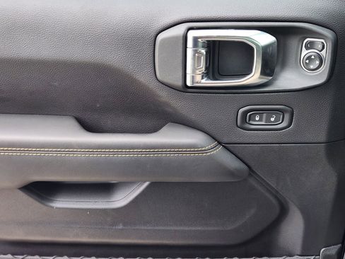 New 2025 Jeep Wrangler Sahara image 21