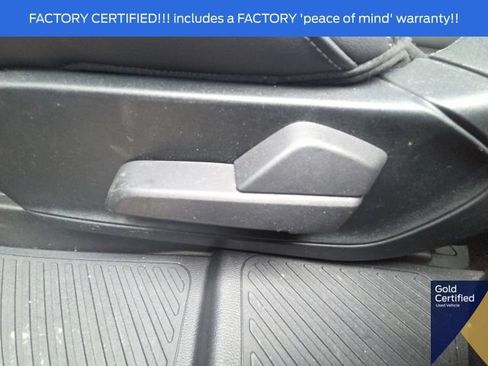 Used 2023 Ford Explorer XLT w/ Equipment Group 202A AWD/4WD image 21