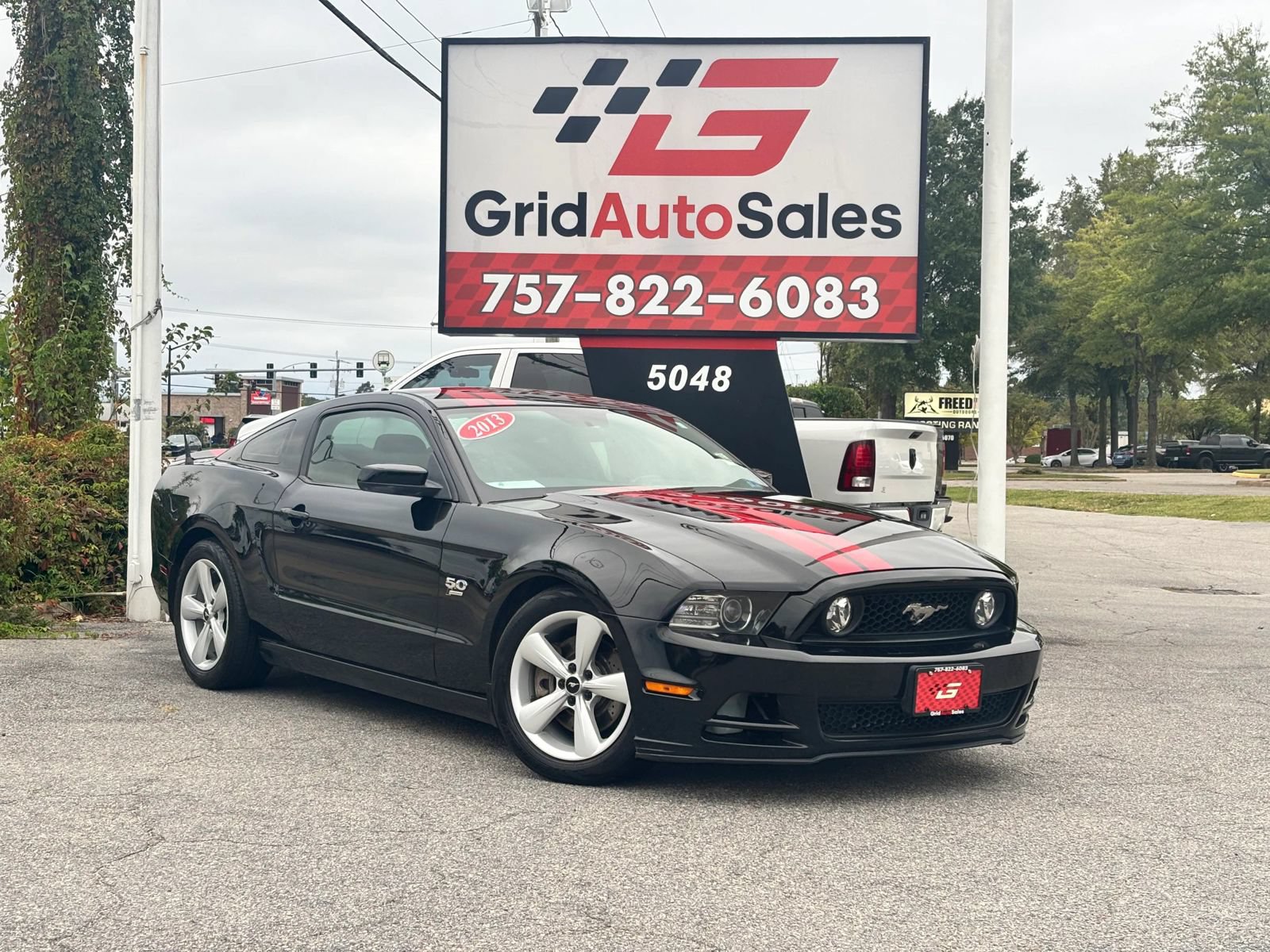 Used 2013 Ford Mustang GT RWD image 1