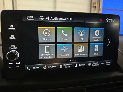 Used 2025 Honda Pilot TrailSport image 23