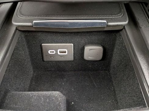 Certified 2024 Cadillac XT4 Premium Luxury w/ Cold Weather Package image 11