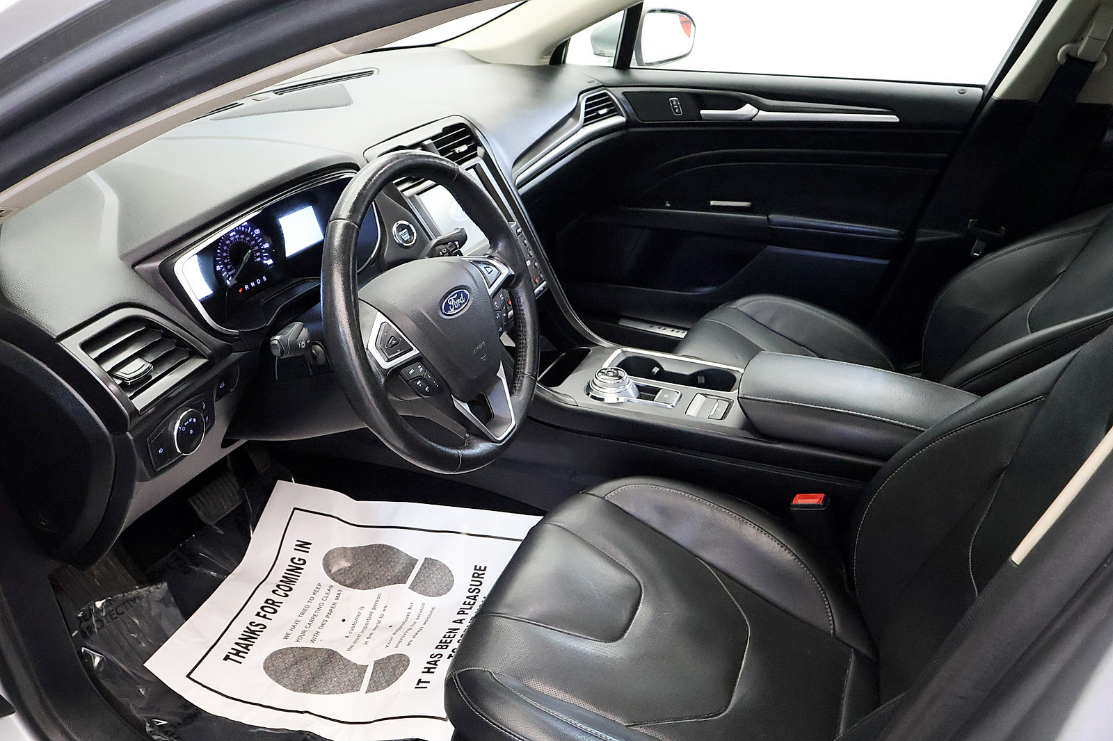 Used 2020 Ford Fusion Titanium FWD image 11