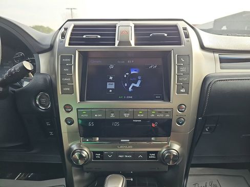 Used 2020 Lexus GX 460 Premium image 30