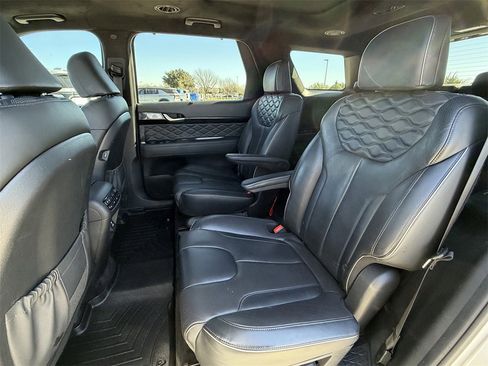 Used 2021 Hyundai Palisade Calligraphy image 28