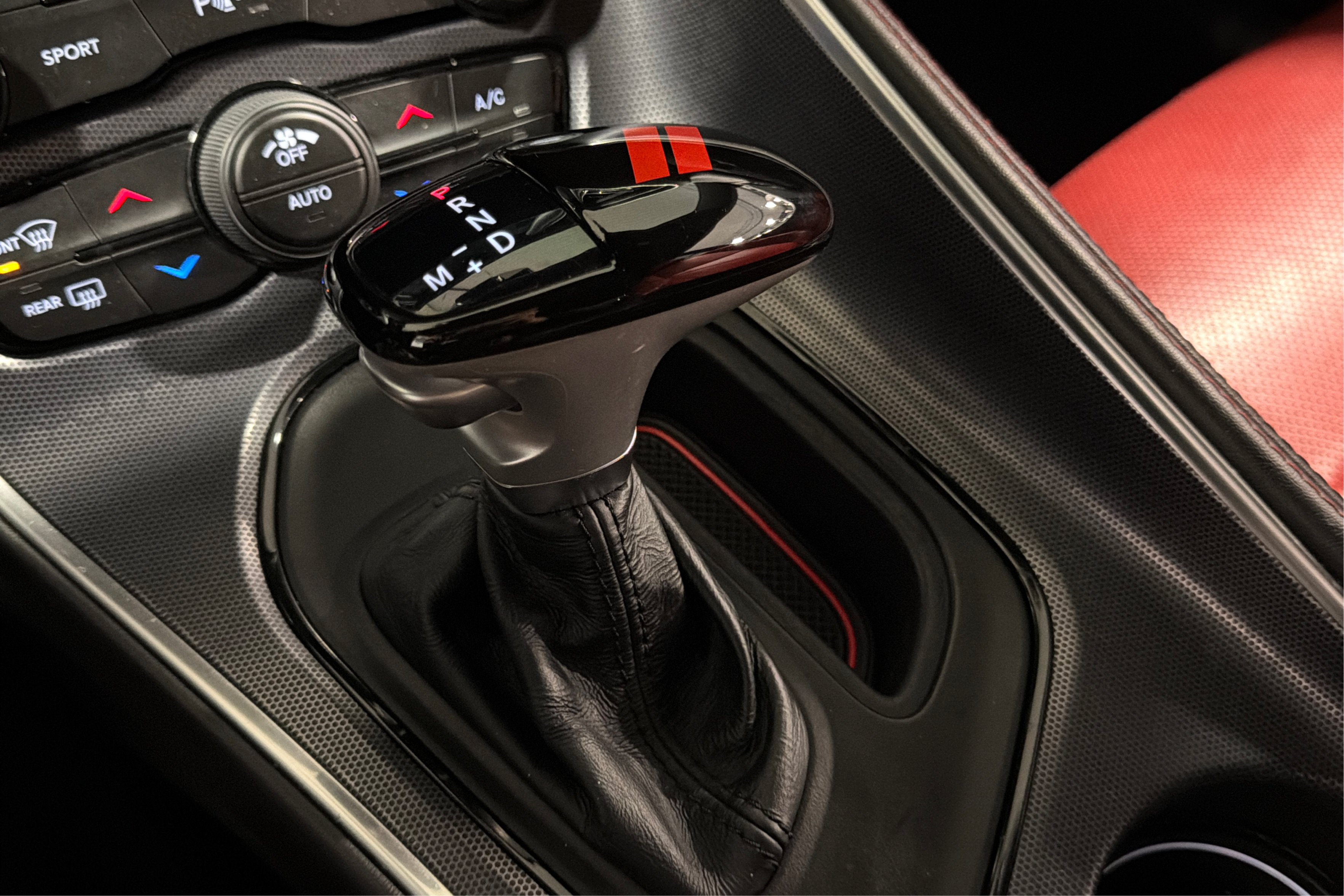 Used 2018 Dodge Challenger SXT Plus RWD image 34