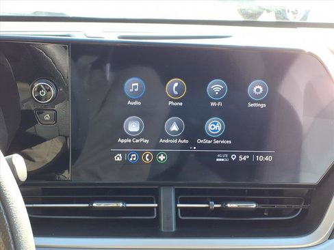 Used 2025 Chevrolet Trax LS image 11