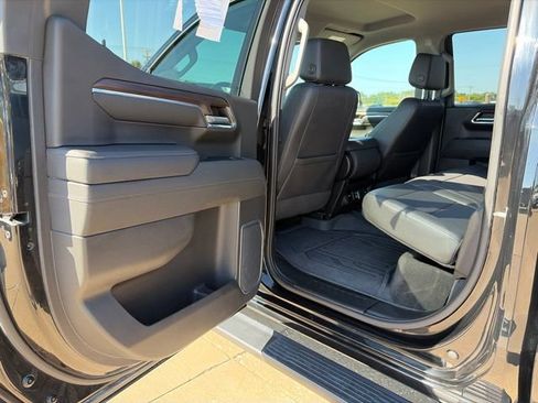 Used 2022 GMC Sierra 1500 SLT AWD/4WD image 38