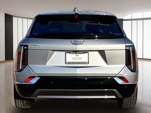 New 2027 Cadillac Optiq Luxury RWD image 4