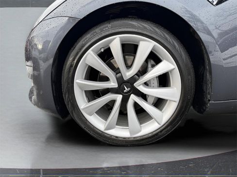 Used 2020 Tesla Model 3 Long Range image 9