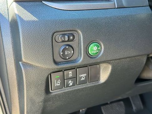 Used 2023 Honda Ridgeline Sport image 10