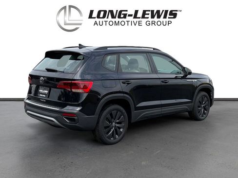 Certified 2022 Volkswagen Taos S image 7