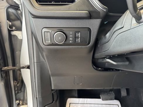 Used 2024 Ford Escape Platinum image 17