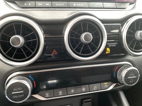 Used 2023 Nissan Sentra SR w/ Midnight Edition Package image 19