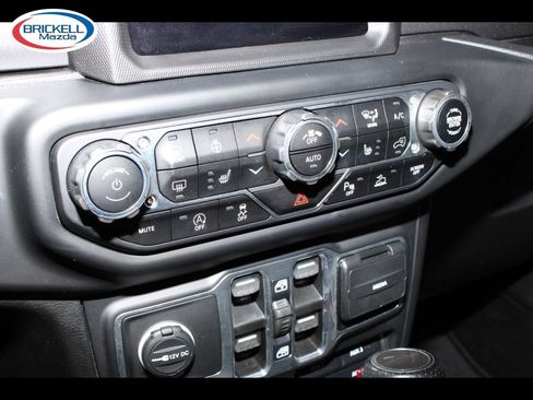 Used 2021 Jeep Gladiator Mojave AWD/4WD image 33