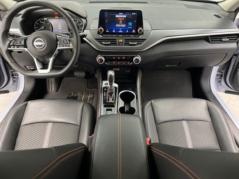 Used 2024 Nissan Altima 2.5 SR image 30