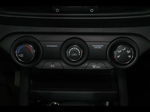 Used 2024 Kia Forte LXS FWD image 24