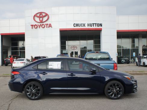 Used 2026 Toyota Corolla SE FWD image 19