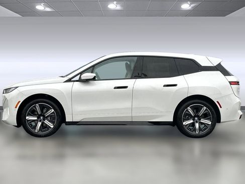 Used 2026 BMW iX xDrive45 AWD/4WD image 2