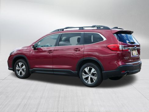 Used 2025 Subaru Ascent Premium AWD/4WD image 5