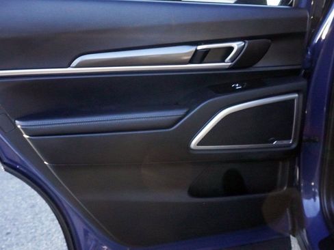 Used 2024 Kia Telluride S w/ S Sunroof Package image 24